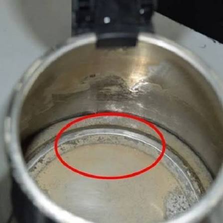 Nước đóng cặn là gì? Nguyên nhân, tác hại và cách xử lý hiệu quả cho gia đình - Ảnh 3