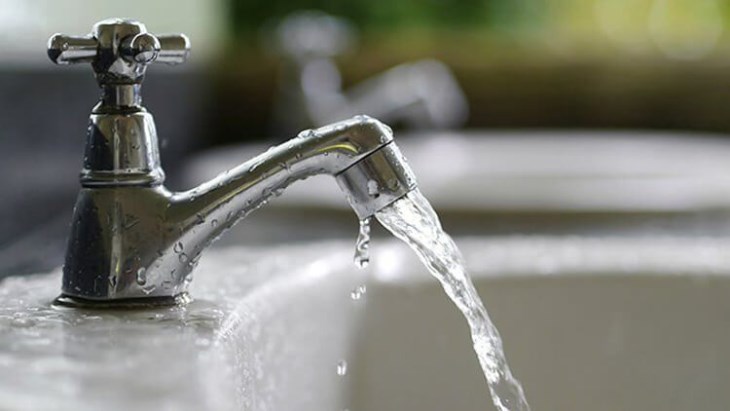 Nước nhà máy là gì? Có thực sự an toàn để sử dụng lâu dài? - Ảnh 2